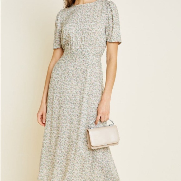 hayden los angeles Dresses Hayden Los Angeles Midi Dress Ditsy